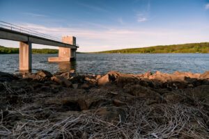 A photo of the Dam at Peace Valley Park